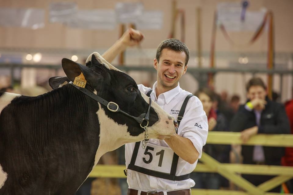 Championnat National des bovins laitiers (Agribex). Vendredi 8 décembre